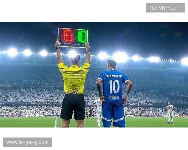 内马尔沙特伤后重返训练场:恢复可期,重返赛场指日可待